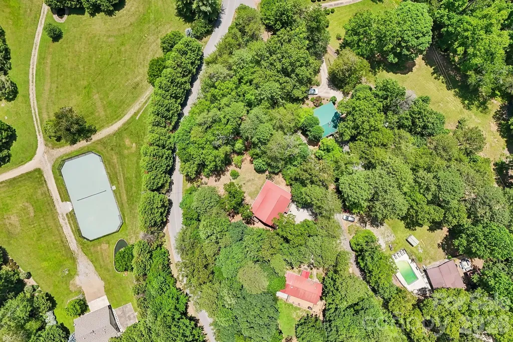 61 Misty Hill Lane Franklin NC 28734
