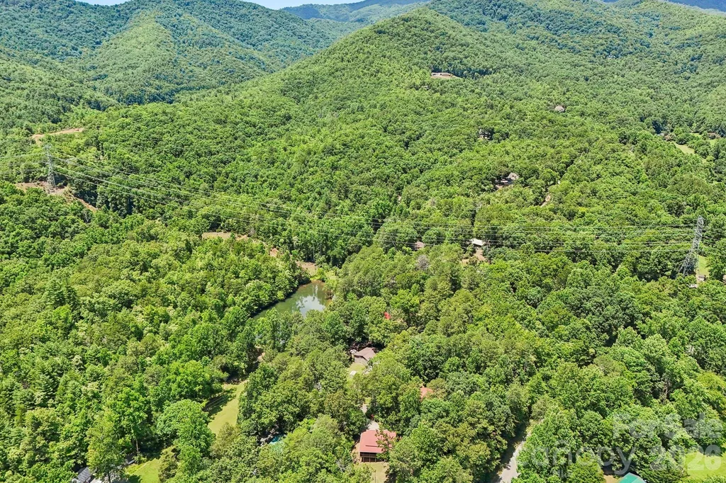 61 Misty Hill Lane Franklin NC 28734