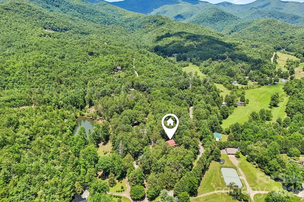 61 Misty Hill Lane Franklin NC 28734
