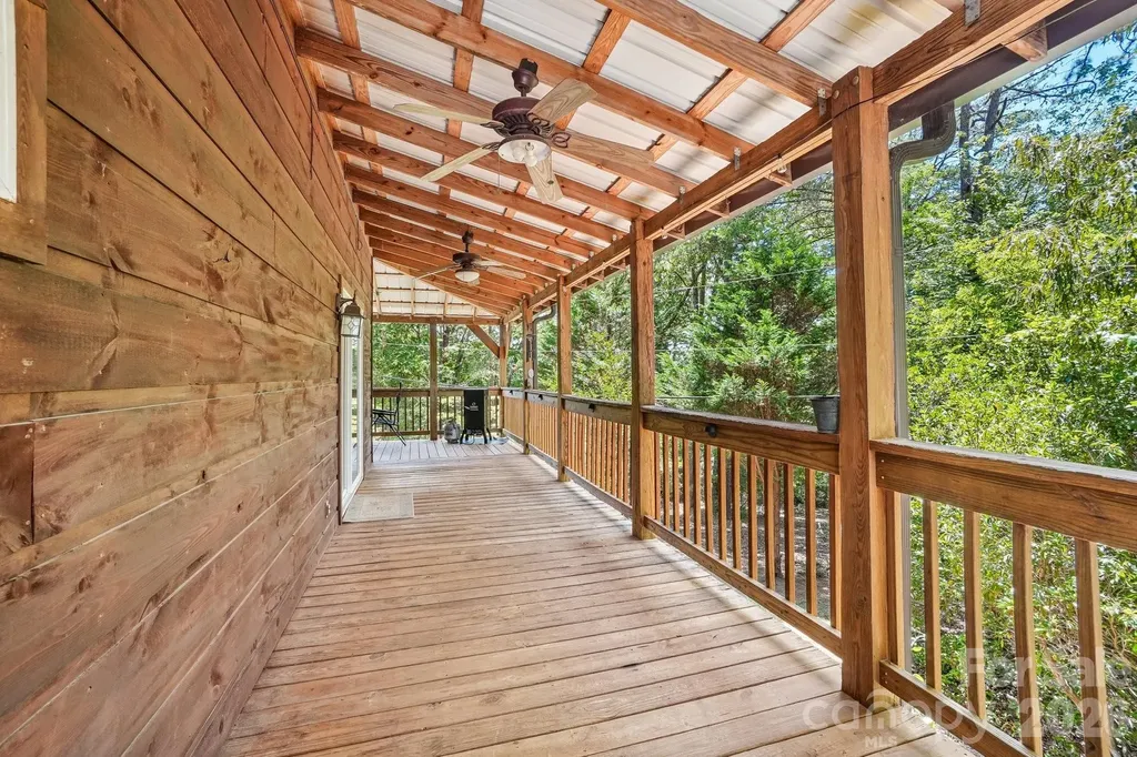 61 Misty Hill Lane Franklin NC 28734