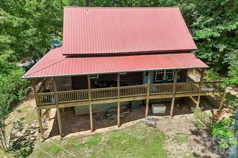 61 Misty Hill Lane Franklin NC 28734