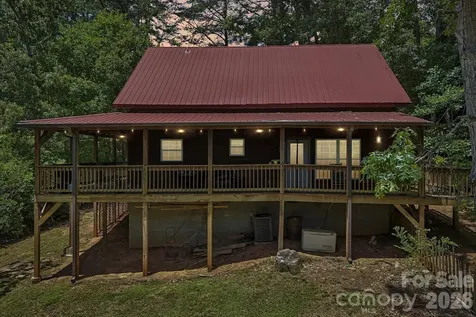 61 Misty Hill Lane Franklin NC 28734