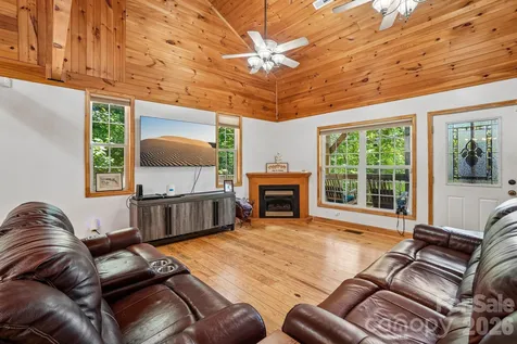 61 Misty Hill Lane Franklin NC 28734