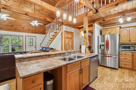 61 Misty Hill Lane Franklin NC 28734