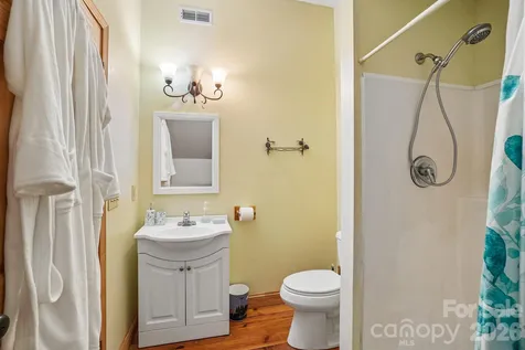 61 Misty Hill Lane Franklin NC 28734