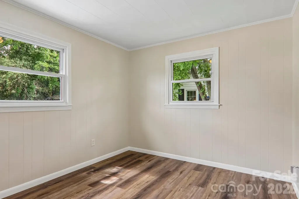 363 Killian Street Waynesville NC 28786