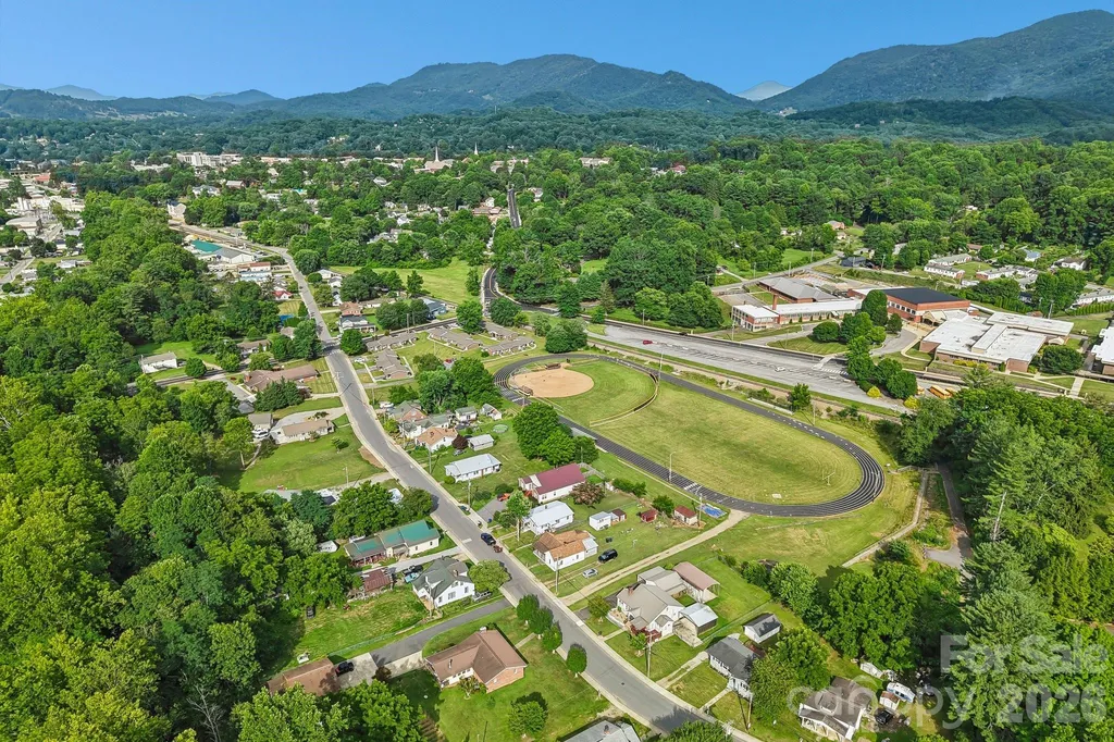 363 Killian Street Waynesville NC 28786