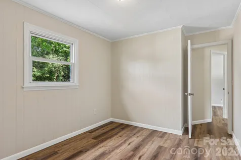363 Killian Street Waynesville NC 28786