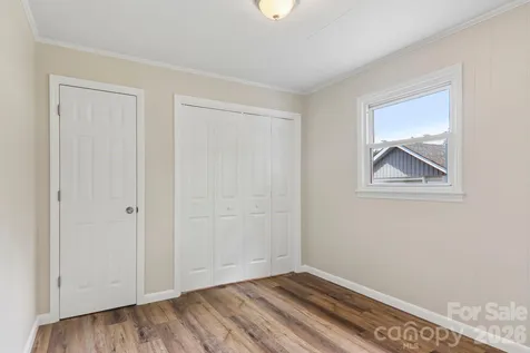363 Killian Street Waynesville NC 28786