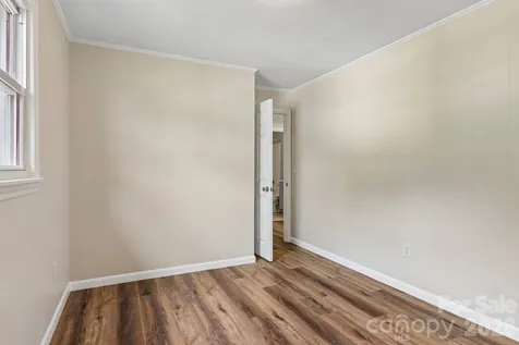 363 Killian Street Waynesville NC 28786