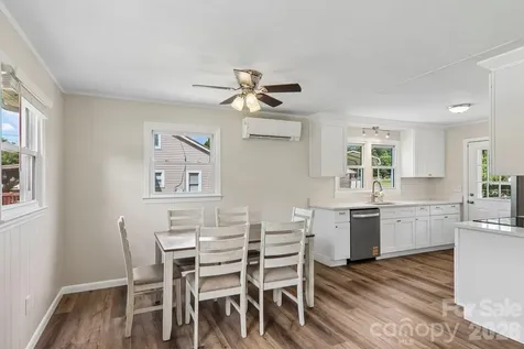 363 Killian Street Waynesville NC 28786