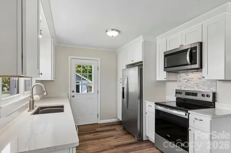 363 Killian Street Waynesville NC 28786