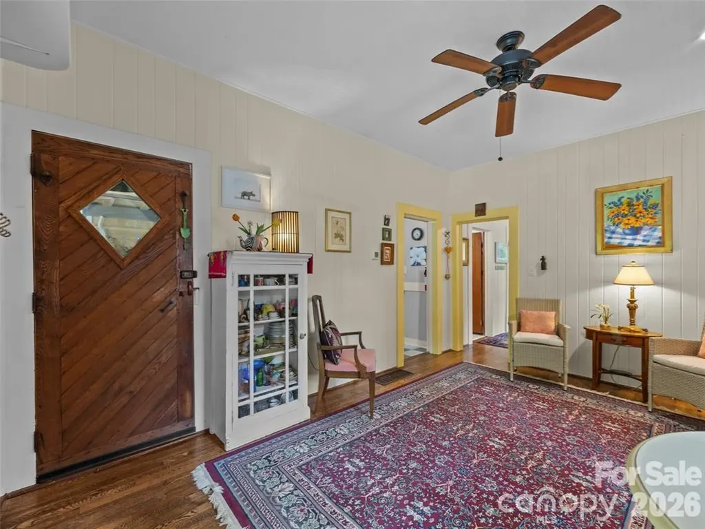 23 Leatherwood Lane Hendersonville NC 28739