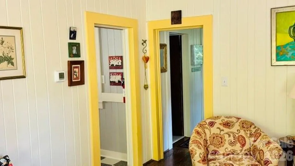 23 Leatherwood Lane Hendersonville NC 28739
