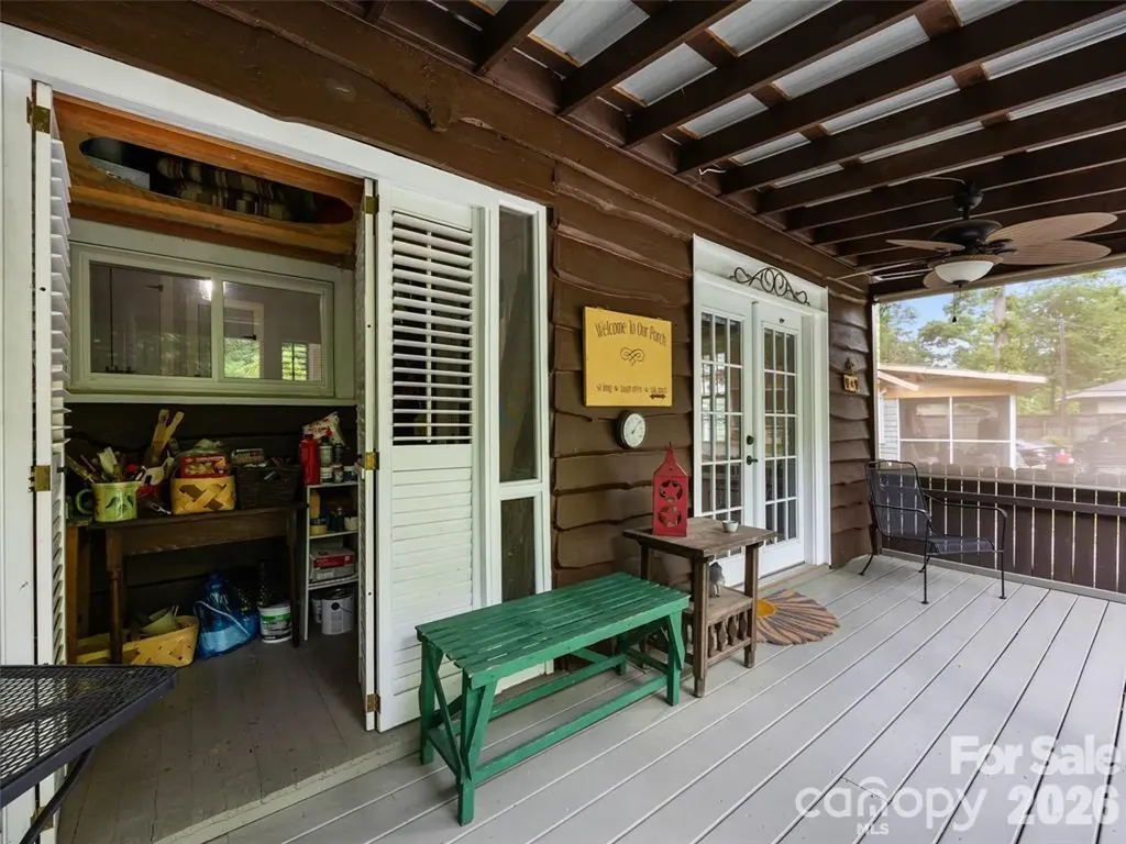 23 Leatherwood Lane Hendersonville NC 28739