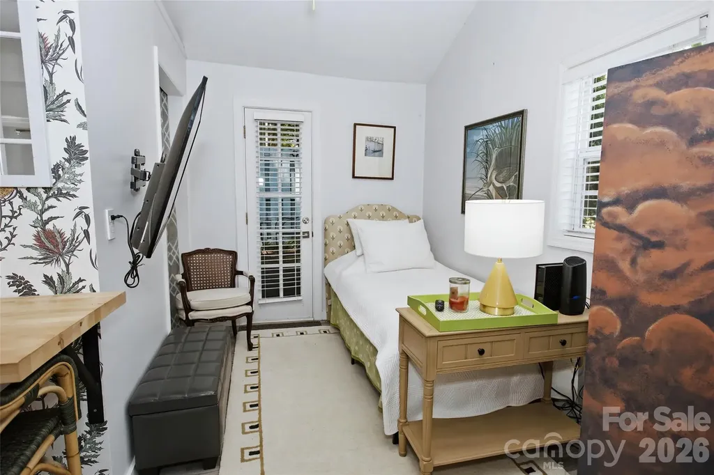24 Rhododendron Drive Asheville NC 28805