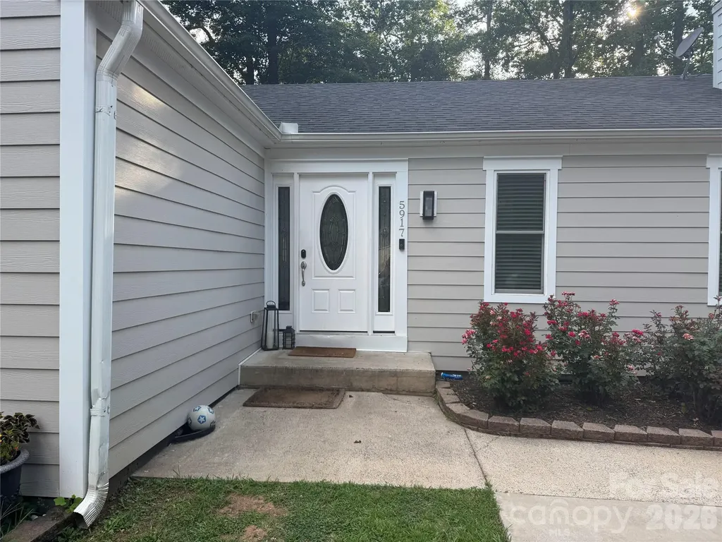 5917 Black Bear Court Charlotte NC 28214