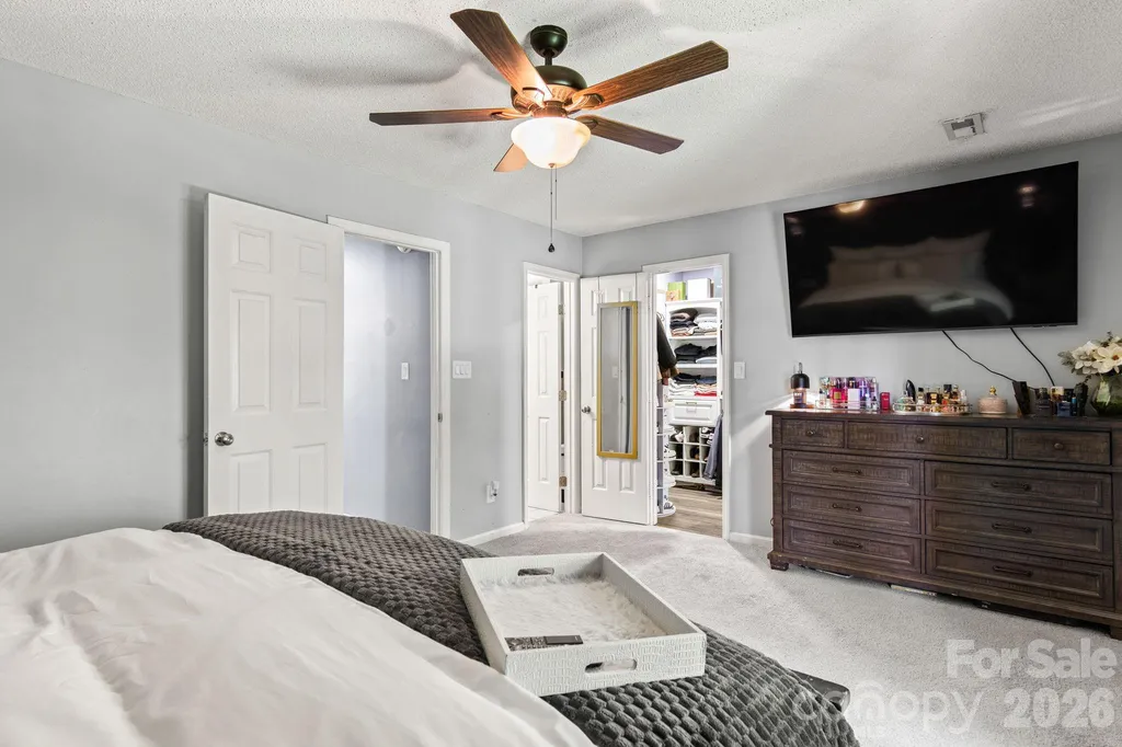 5917 Black Bear Court Charlotte NC 28214