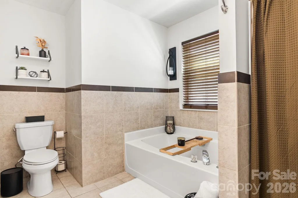 5917 Black Bear Court Charlotte NC 28214