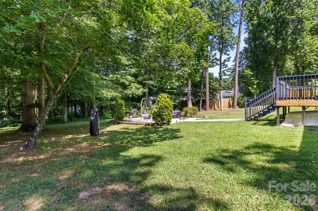 5917 Black Bear Court Charlotte NC 28214