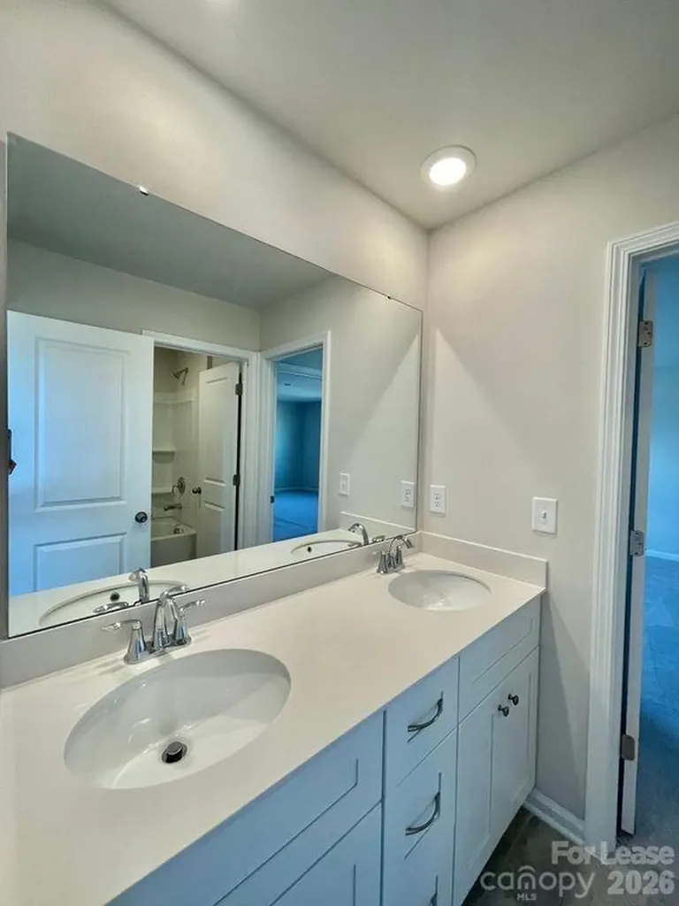 13622 Pontchatrain Avenue Charlotte NC 28273