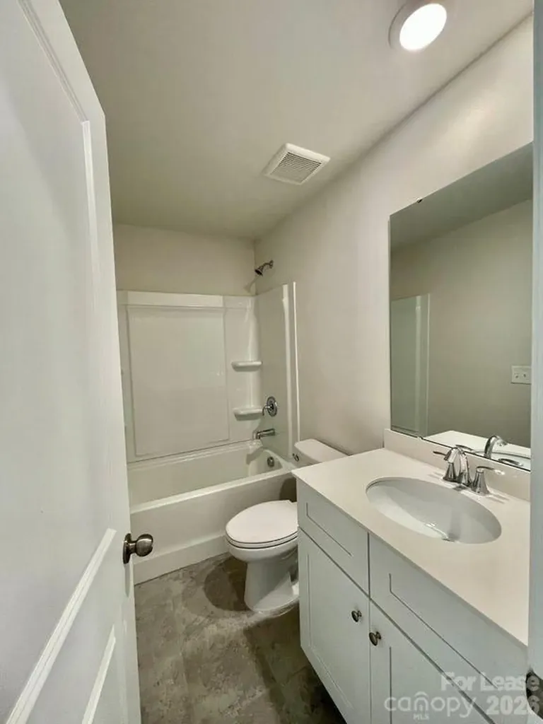 13622 Pontchatrain Avenue Charlotte NC 28273