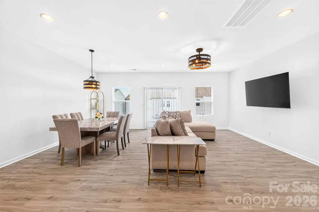 11012 Pagebrook Lane Charlotte NC 28214
