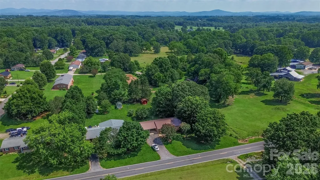 137 Liberty Church Road Taylorsville NC 28681