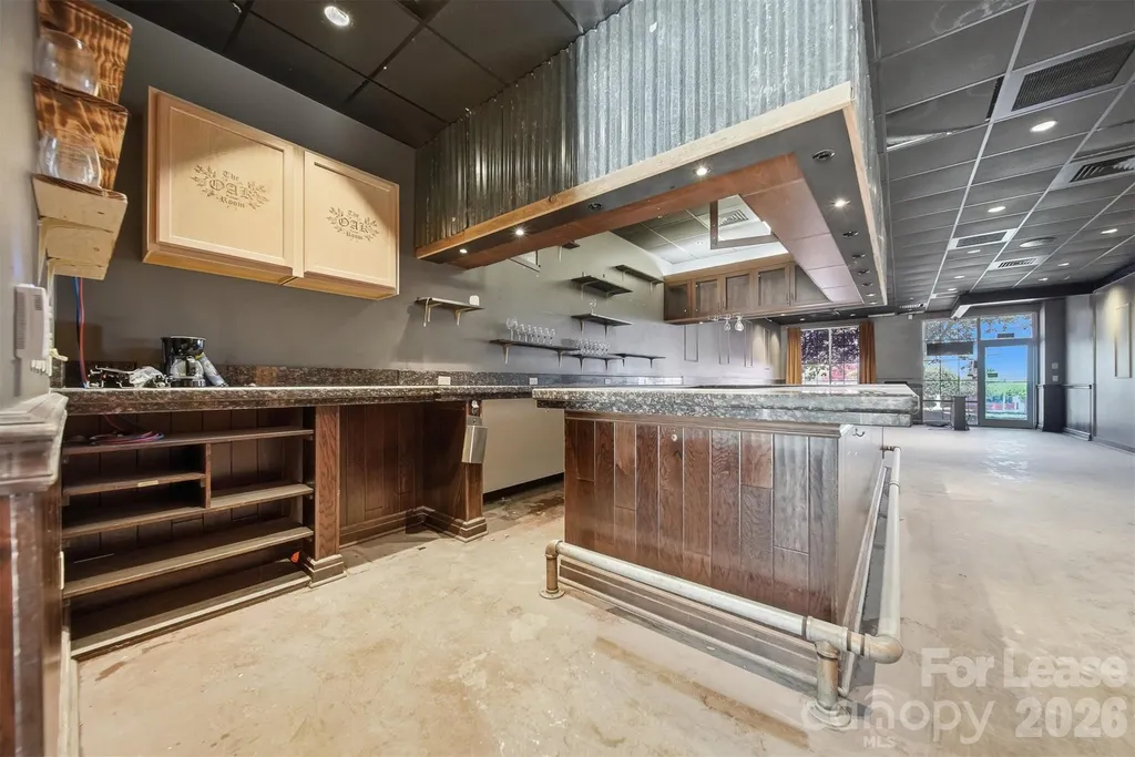 1381 N Center Street Hickory NC 28601