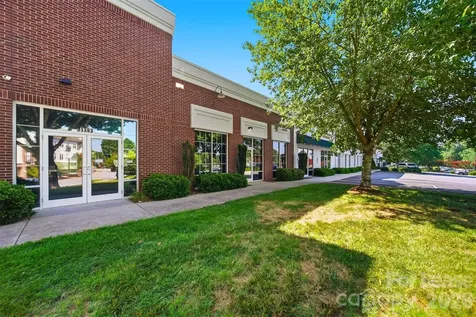 1381 N Center Street Hickory NC 28601