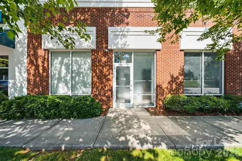 1381 N Center Street Hickory NC 28601