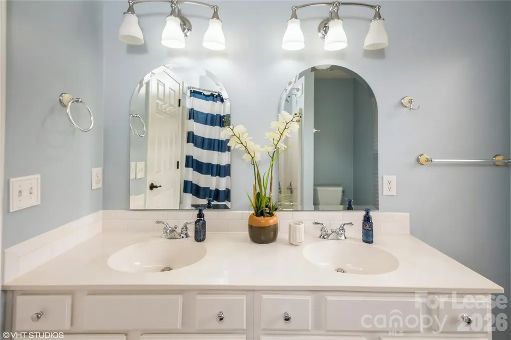 5743 Cambridge Bay Drive Charlotte NC 28269