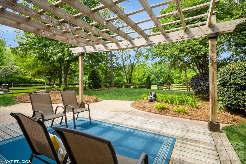 5743 Cambridge Bay Drive Charlotte NC 28269