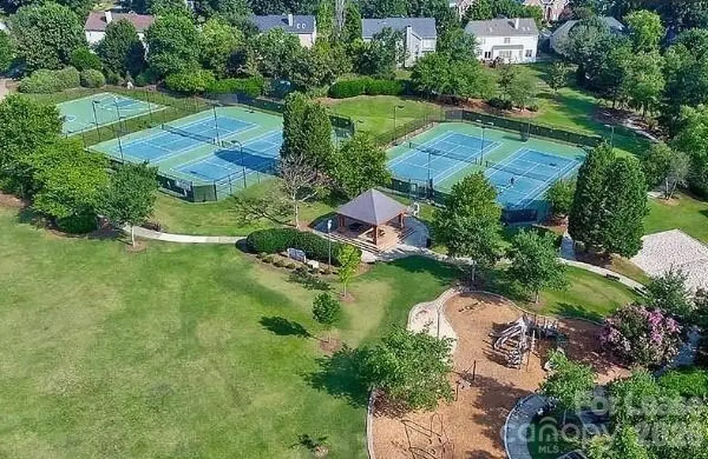 5743 Cambridge Bay Drive Charlotte NC 28269