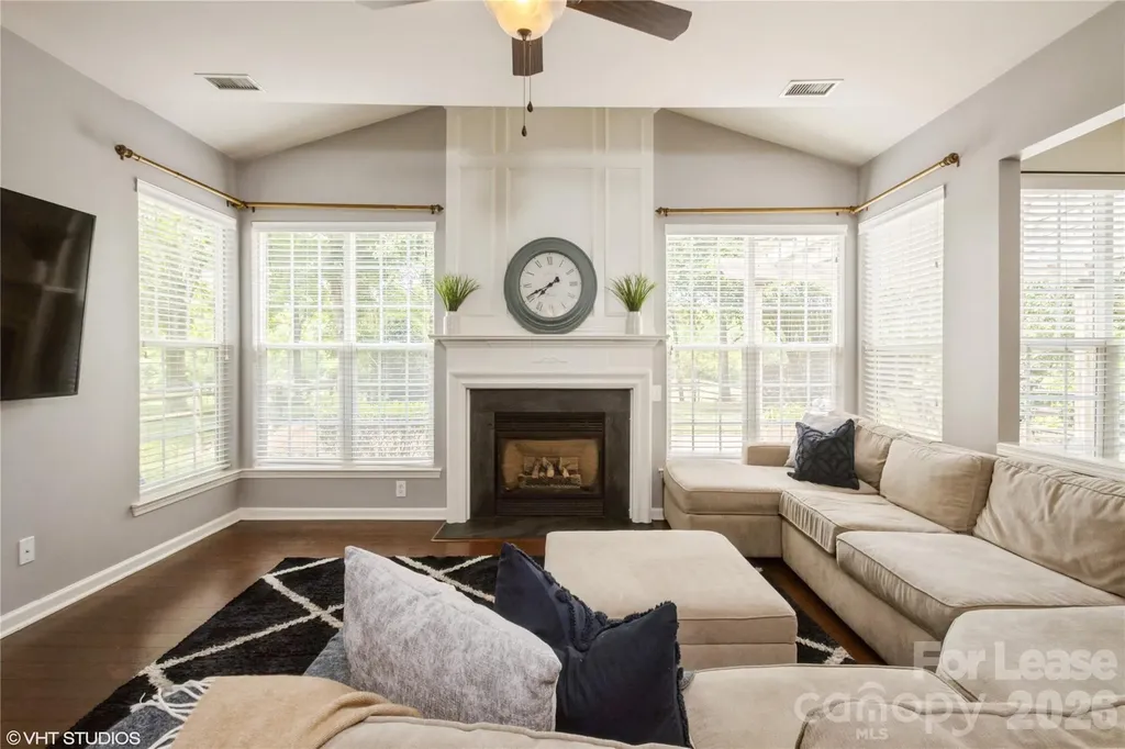 5743 Cambridge Bay Drive Charlotte NC 28269