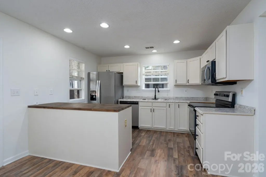 6491 Saint Bernard Way Charlotte NC 28269