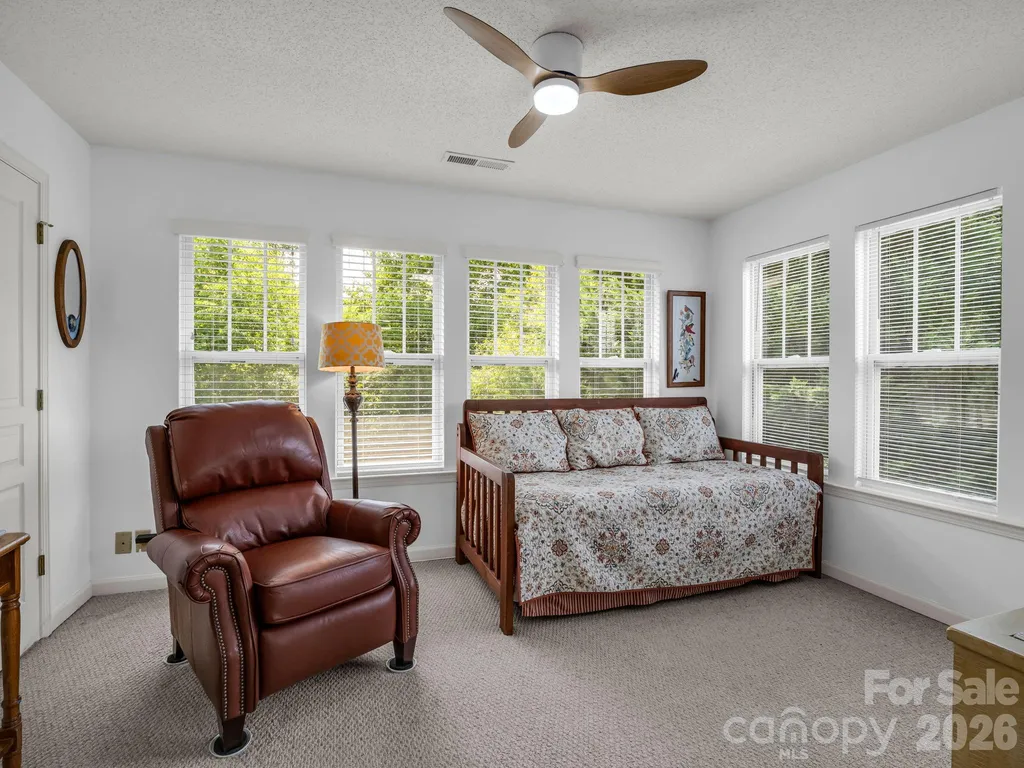 1706 Deermouse Way Hendersonville NC 28792