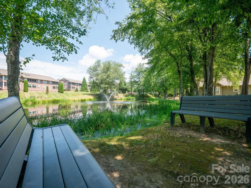 1706 Deermouse Way Hendersonville NC 28792