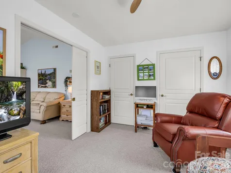 1706 Deermouse Way Hendersonville NC 28792
