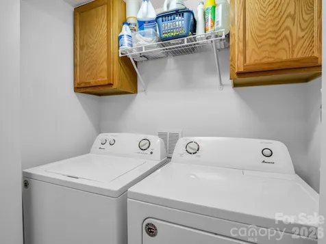 1706 Deermouse Way Hendersonville NC 28792