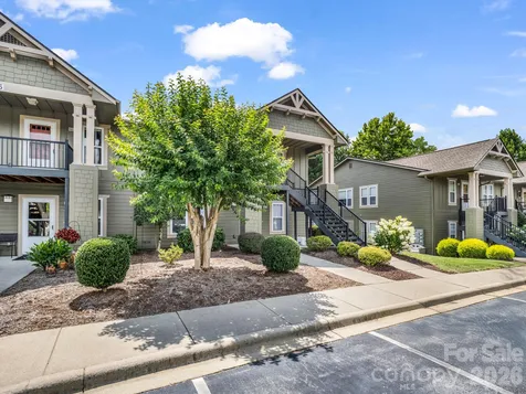 1706 Deermouse Way Hendersonville NC 28792