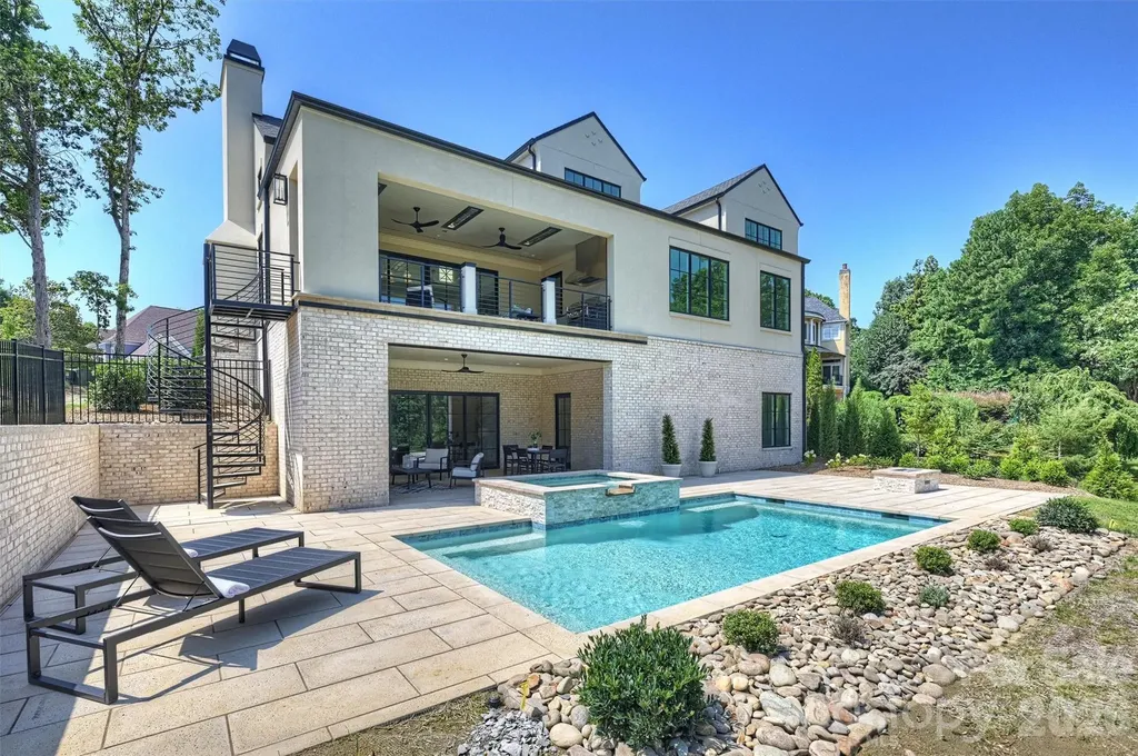 4816 Kelly Woods Lane Charlotte NC 28277