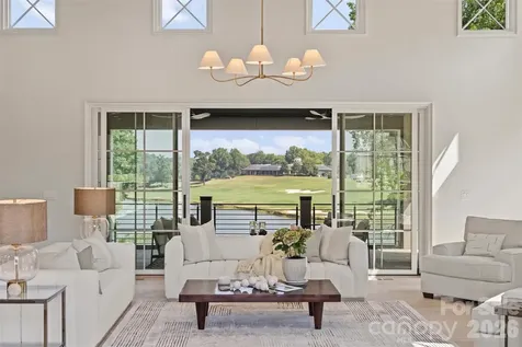 4816 Kelly Woods Lane Charlotte NC 28277