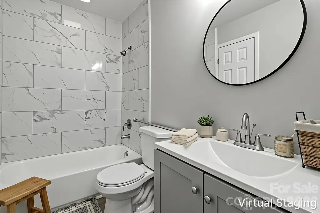361 Sleepy Hollow Road Charlotte NC 28217