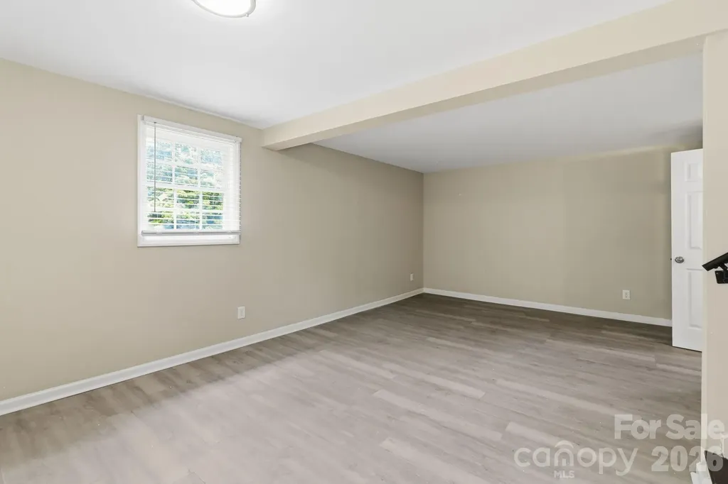361 Sleepy Hollow Road Charlotte NC 28217