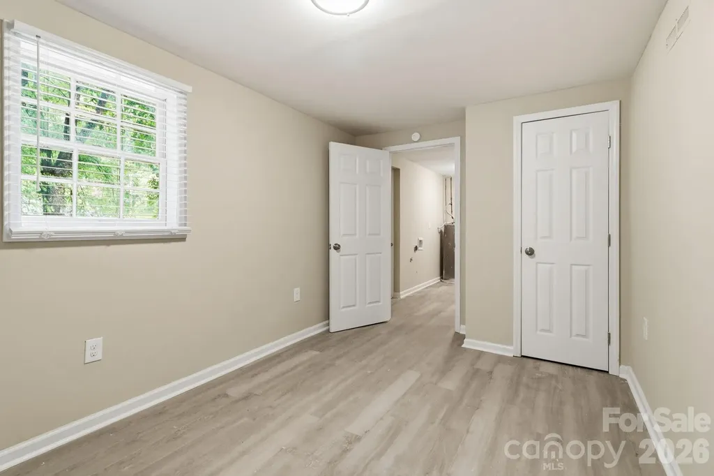 361 Sleepy Hollow Road Charlotte NC 28217