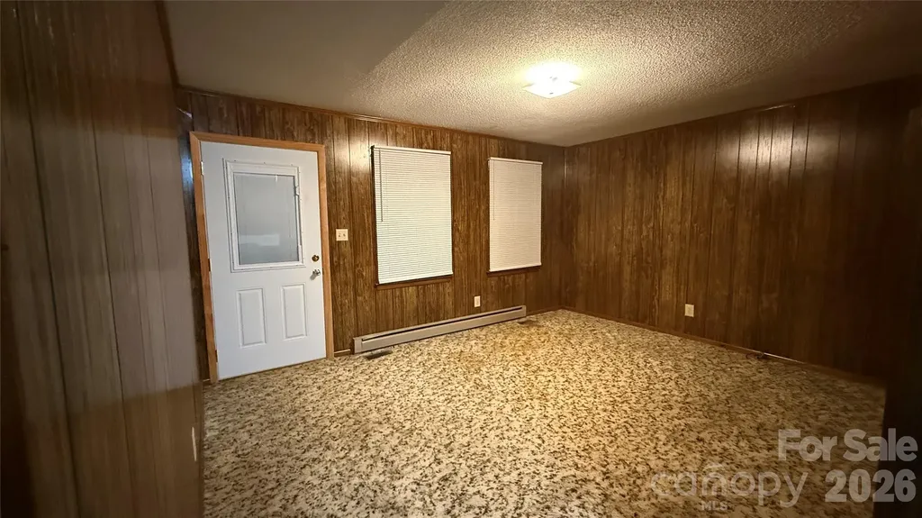 4072 Beach Road Hudson NC 28638