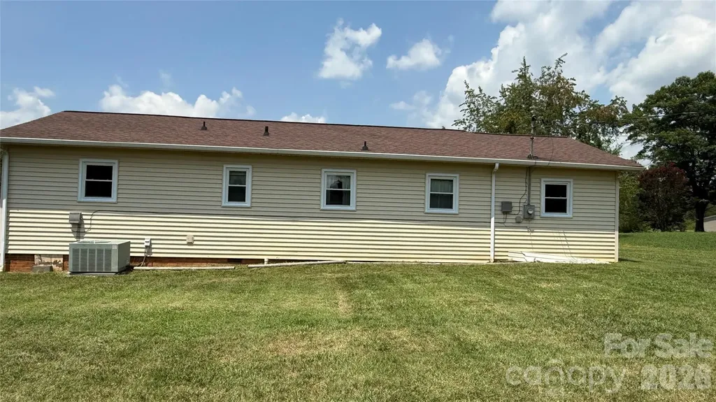 4072 Beach Road Hudson NC 28638