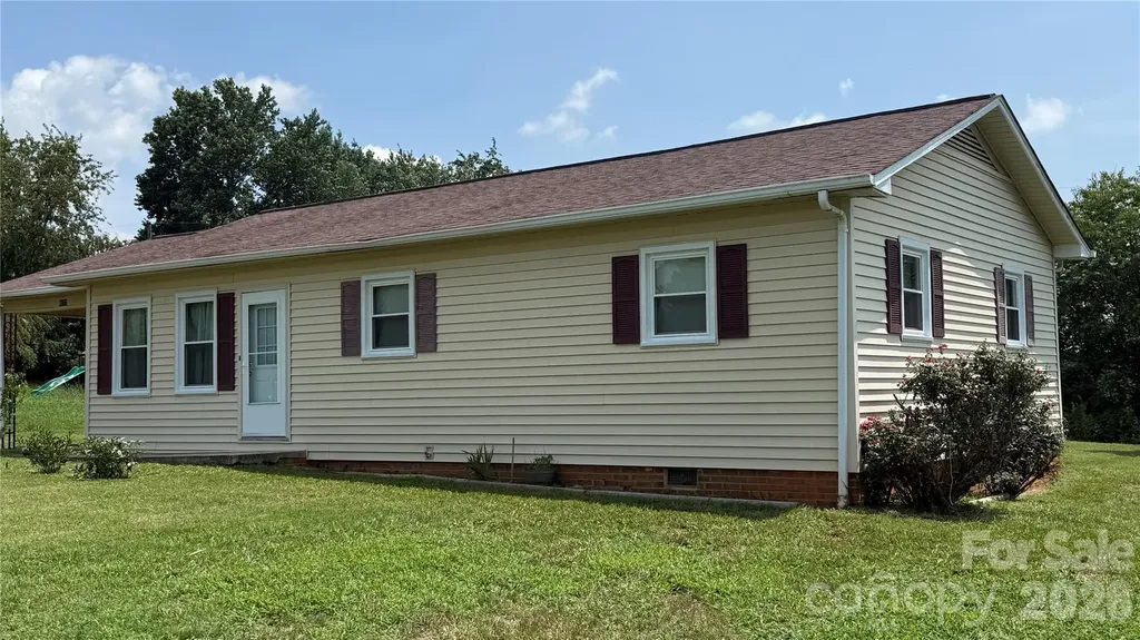 4072 Beach Road Hudson NC 28638