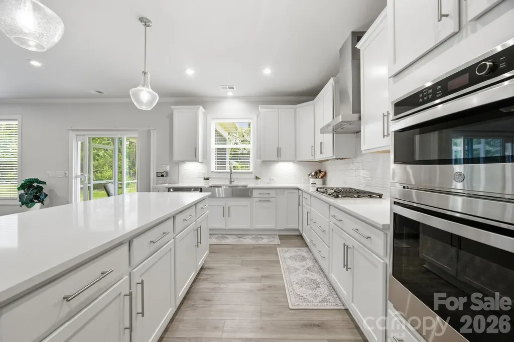 311 Coronado Avenue Matthews NC 28104
